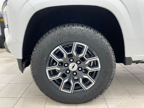 New 2025 Chevrolet Colorado Z71 w/ Technology Package image 8