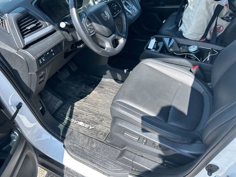 Used 2023 Honda Odyssey EX-L image 9