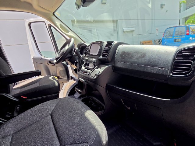 Used 2025 RAM ProMaster 2500 w/ U-Haul Equipment Group FWD image 26