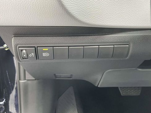 New 2026 Toyota Corolla SE FWD image 28