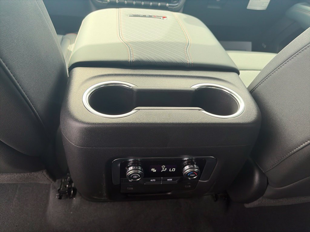 New 2026 GMC Yukon AT4 w/ AT4 Premium Package AWD/4WD image 13