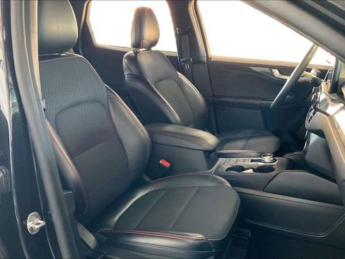 Used 2025 Ford Escape ST-Line FWD image 21