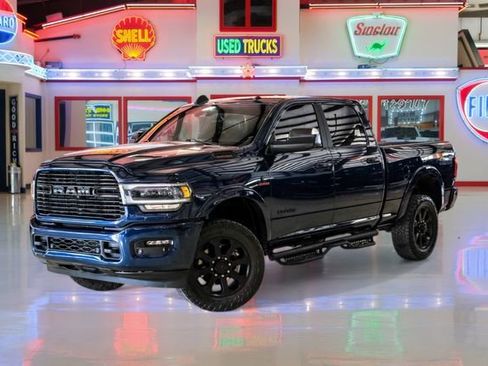 Used 2021 RAM 2500 Laramie w/ Night Edition AWD/4WD image 2