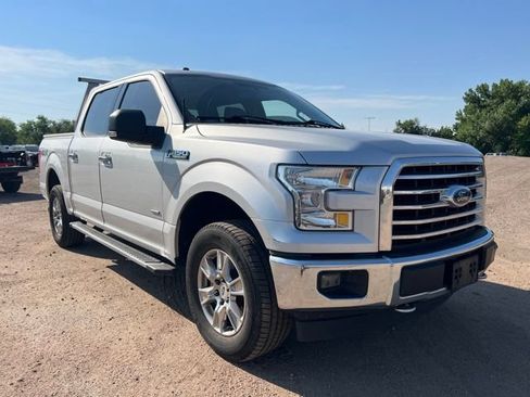 Used 2017 Ford F150 XLT w/ Equipment Group 302A Luxury AWD/4WD image 8
