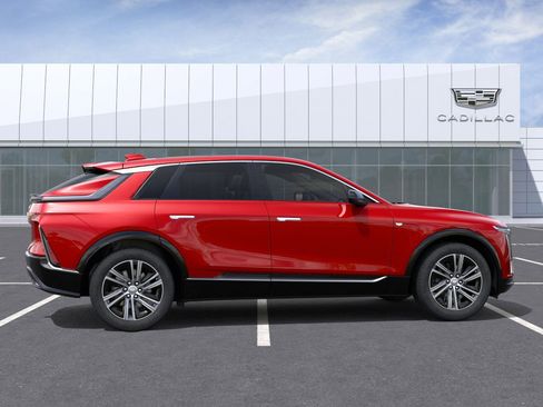 New 2026 Cadillac Lyriq Luxury image 33