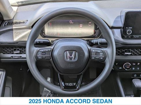 Certified 2025 Honda Accord SE image 15
