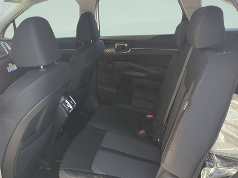 New 2026 Kia Sorento LX FWD image 14