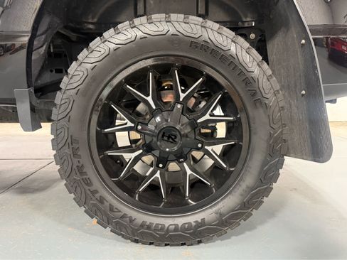 Used 2025 Ford F150 XLT w/ Equipment Group 301A Standard AWD/4WD image 9