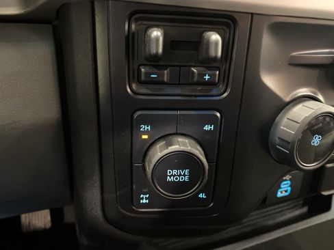 Certified 2024 Ford F350 XLT image 23
