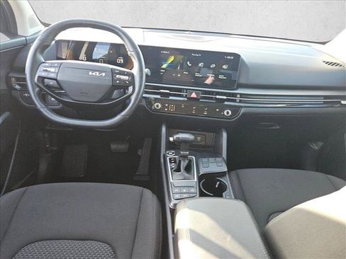 Used 2026 Kia Sportage LX FWD image 16
