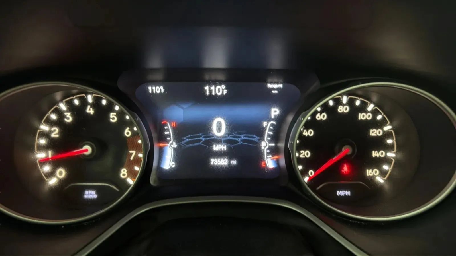 Used 2018 Jeep Compass Latitude w/ Popular Equipment Group FWD image 11