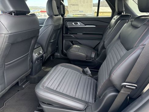 New 2026 Ford Explorer ST-Line w/ ST-Line Street Pack AWD/4WD image 29