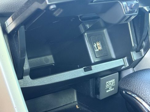 Certified 2017 Honda Accord LX image 31