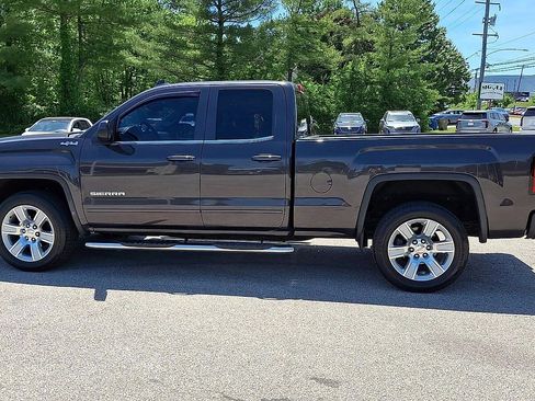 Used 2015 GMC Sierra 1500 SLE w/ SLE Value Package AWD/4WD image 6