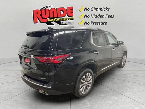 Used 2023 Chevrolet Traverse Premier AWD/4WD image 5
