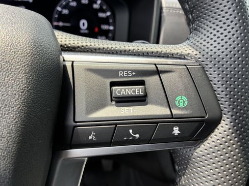 Used 2024 Mitsubishi Outlander SEL FWD image 30