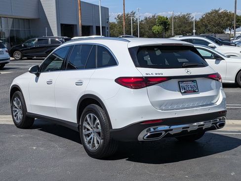 Certified 2026 Mercedes-Benz GLC 300 image 8