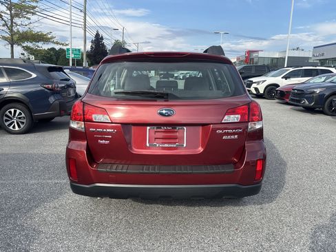 Used 2013 Subaru Outback 2.5i AWD/4WD image 23
