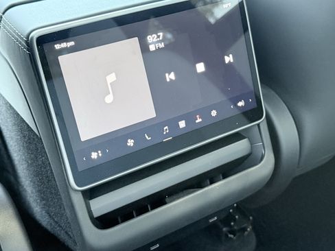Used 2026 Tesla Model Y 2WD image 51