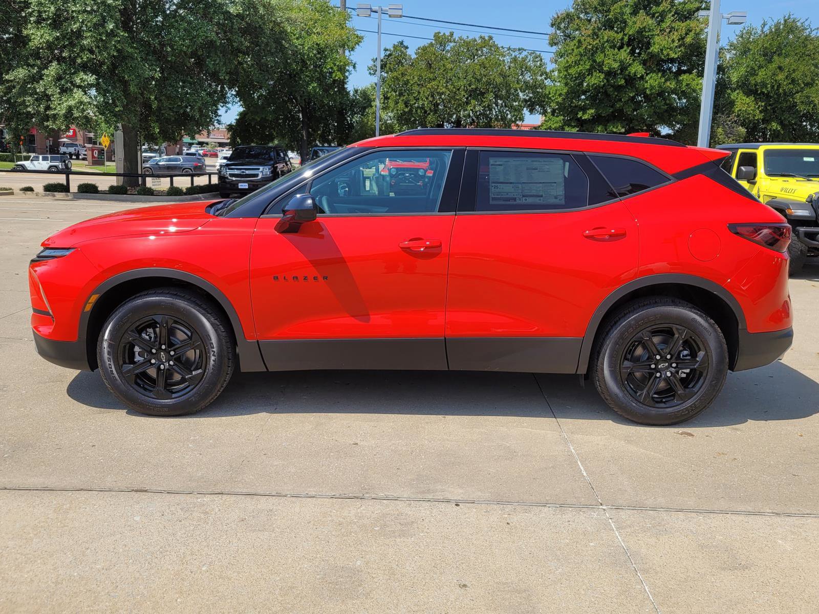 New 2026 Chevrolet Blazer LT w/ Convenience Package FWD image 2