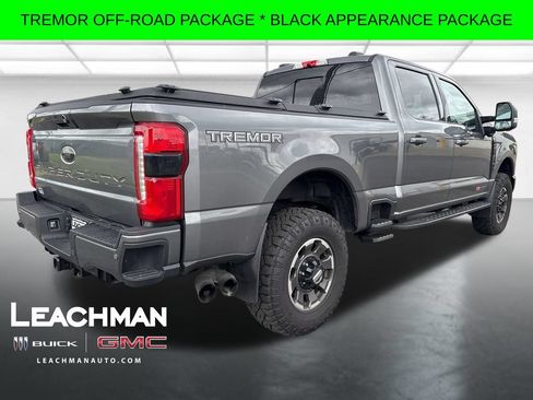 Used 2024 Ford F250 Crew Cab Lariat w/ Ultimate w/ Lariat Ultimate Package AWD/4WD image 3
