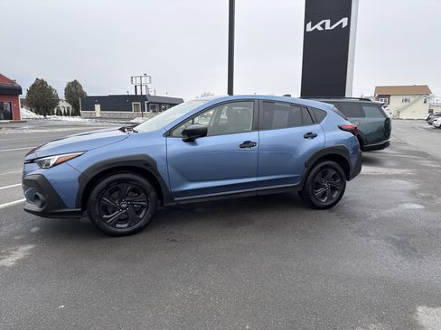 Used 2024 Subaru Crosstrek 2.0i image 7