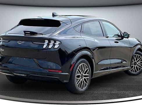 Used 2024 Ford Mustang Mach-E Premium AWD/4WD image 6