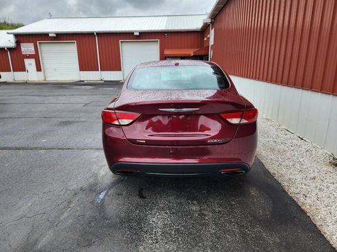 Used 2015 Chrysler 200 S FWD image 8