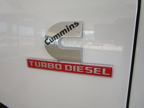 New 2025 RAM 2500 Tradesman w/ Chrome Appearance Group image 11