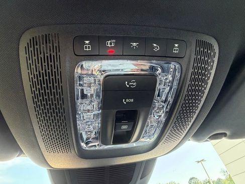 Used 2025 Mercedes-Benz GLS 450 4MATIC image 30
