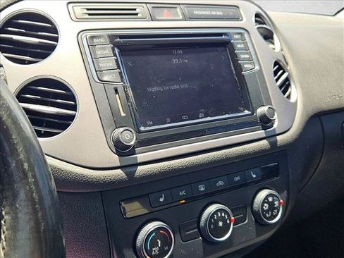 Used 2017 Volkswagen Tiguan Wolfsburg Edition FWD image 8