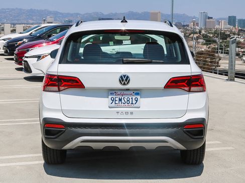 Used 2023 Volkswagen Taos S image 7
