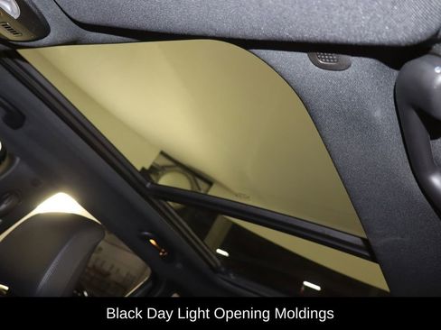 Used 2024 Jeep Compass Limited w/ High Altitude Package image 27