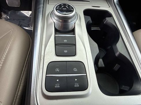 Used 2021 Ford Explorer XLT w/ Equipment Group 202A RWD image 31