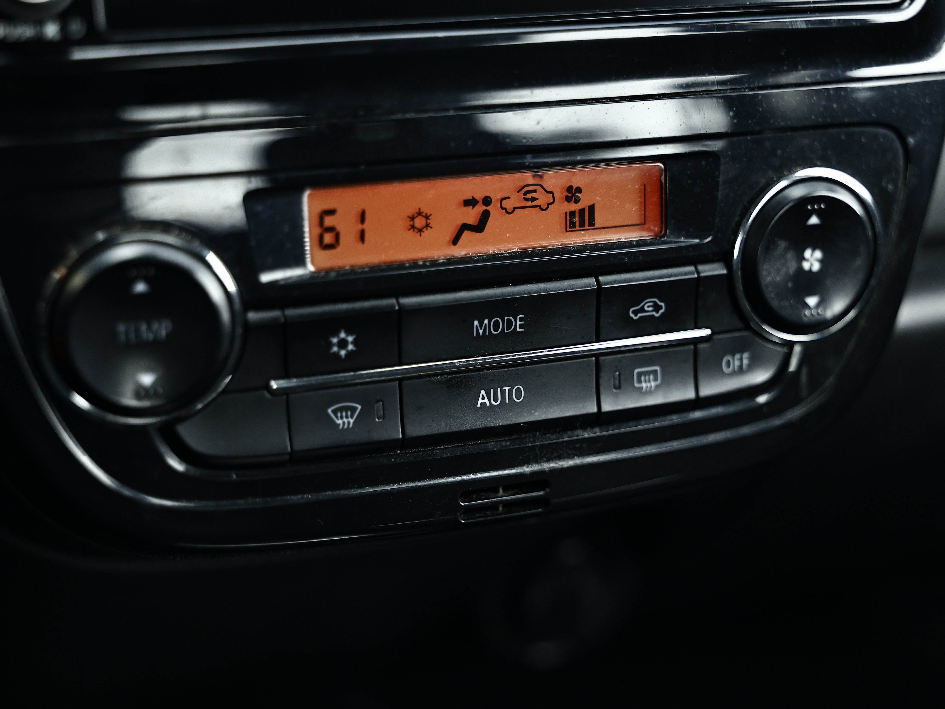 Used 2023 Mitsubishi Mirage LE FWD image 37