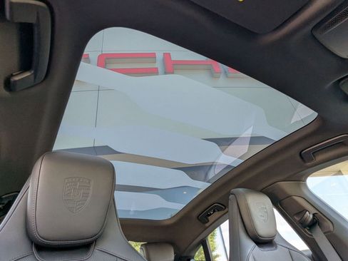 New 2026 Porsche Taycan 4S AWD/4WD image 26