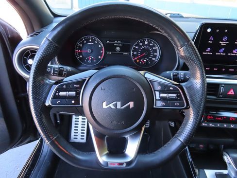 Certified 2023 Kia Forte GT-Line FWD image 18
