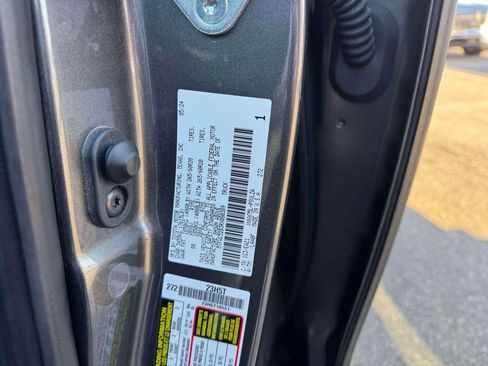 Used 2024 Toyota Tundra Limited image 10