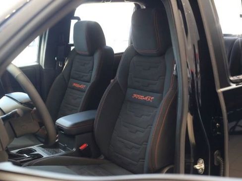 New 2025 Nissan Frontier PRO-4X w/ Pro Convenience Package image 7