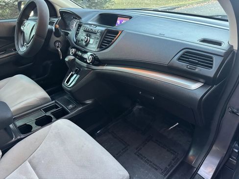 Used 2015 Honda CR-V LX image 12