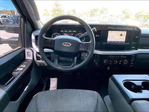 Used 2024 Ford F350 XLT w/ 360-Degree Camera Package AWD/4WD image 5