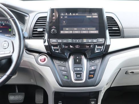 Used 2024 Honda Odyssey EX-L image 15