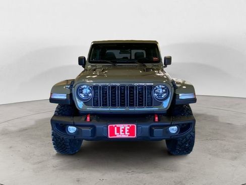Used 2025 Jeep Gladiator Rubicon image 9