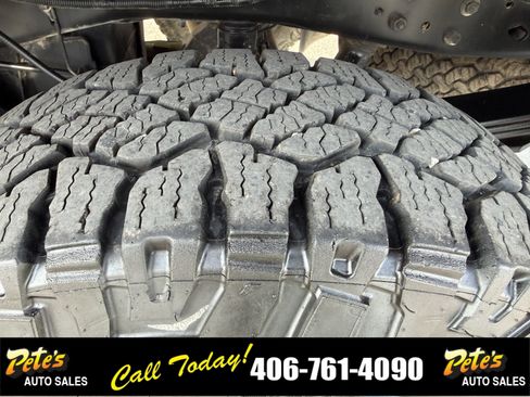 Used 2011 Ford F250 XL AWD/4WD image 12