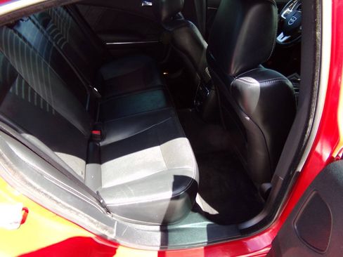 Used 2012 Dodge Charger R/T RWD image 20