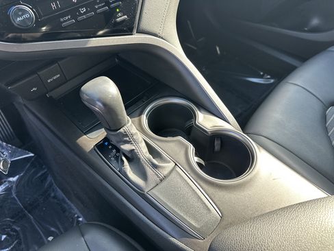 Certified 2021 Toyota Camry SE image 26