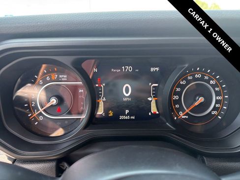 Used 2024 Jeep Gladiator Sport AWD/4WD image 7