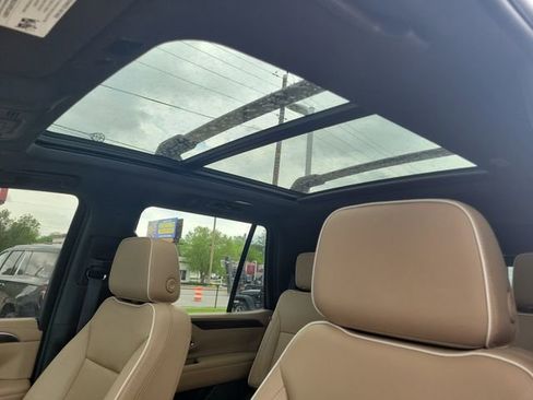 Used 2024 Chevrolet Tahoe Premier image 39