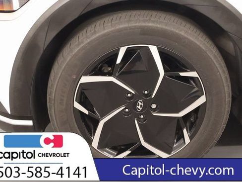 Used 2023 Hyundai Ioniq 5 SEL w/ Cargo Package AWD/4WD image 9