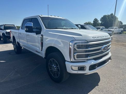 Used 2026 Ford F350 Platinum w/ Platinum Plus Package AWD/4WD image 2